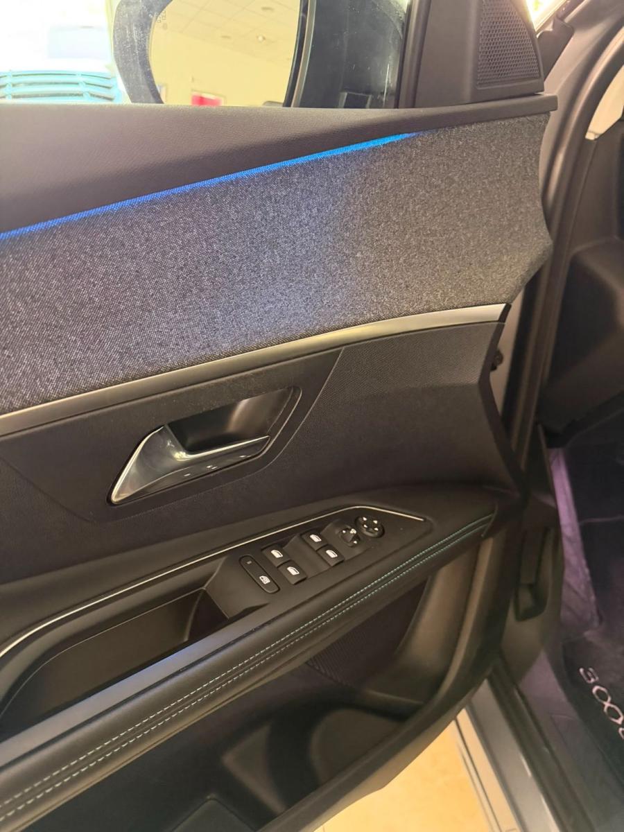 PEUGEOT - 3008 - BlueHDi 130 S&S Allure
