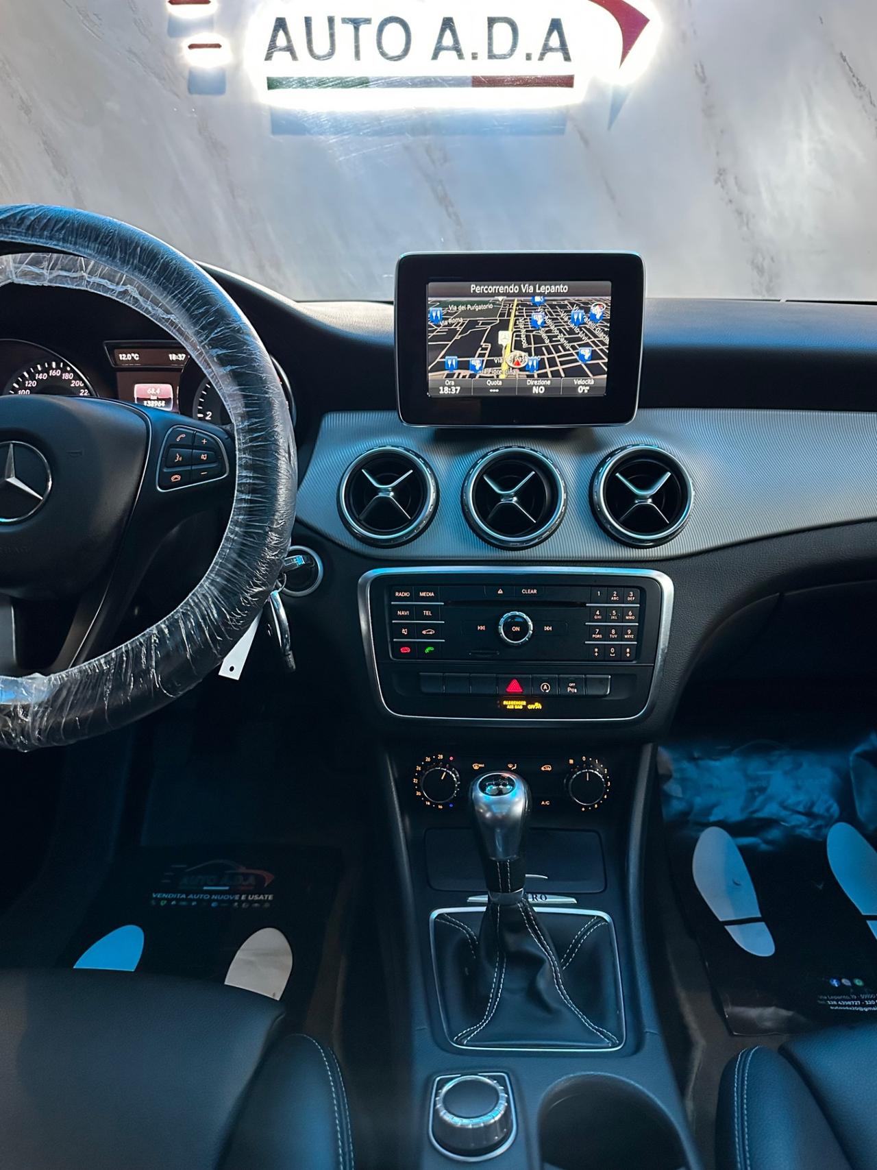 Mercedes-benz GLA 200 d Premium