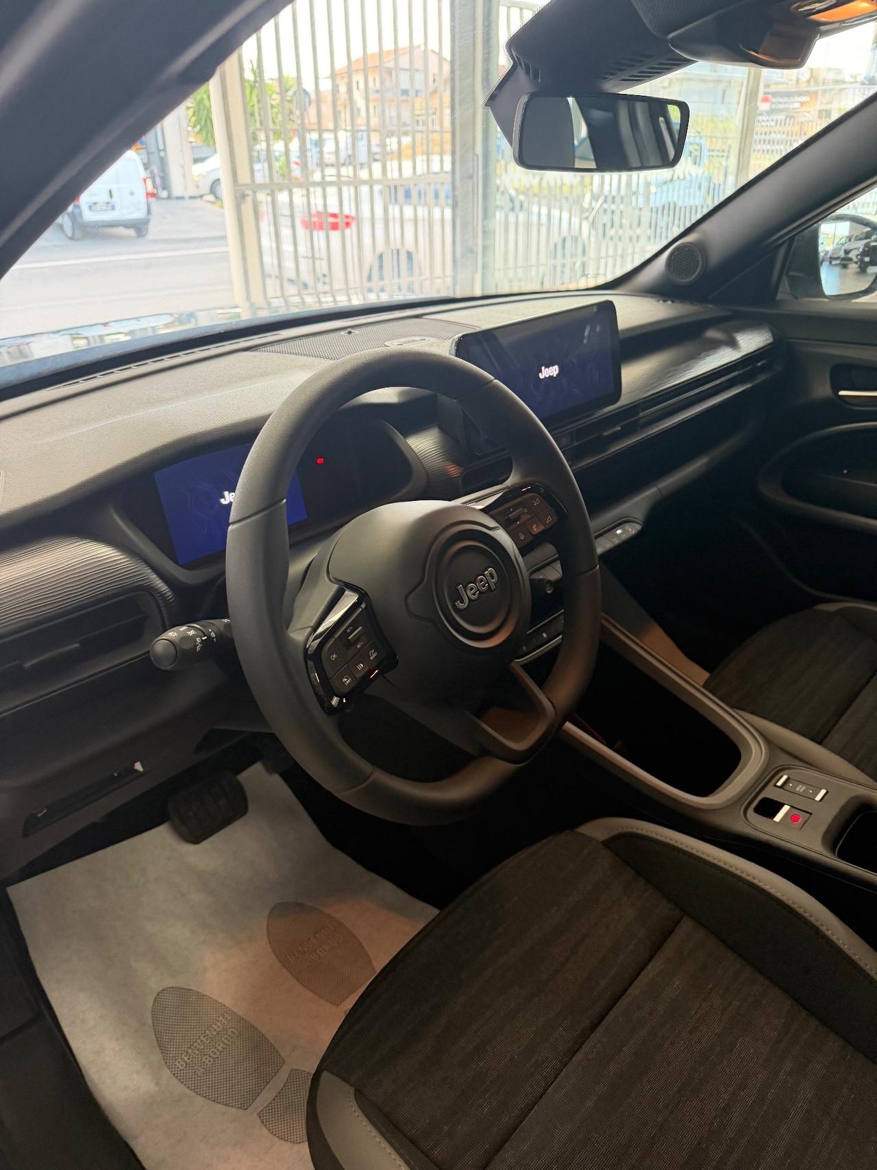 Jeep Avenger 1.2 Turbo 110 CV MHEV Altitude KM0