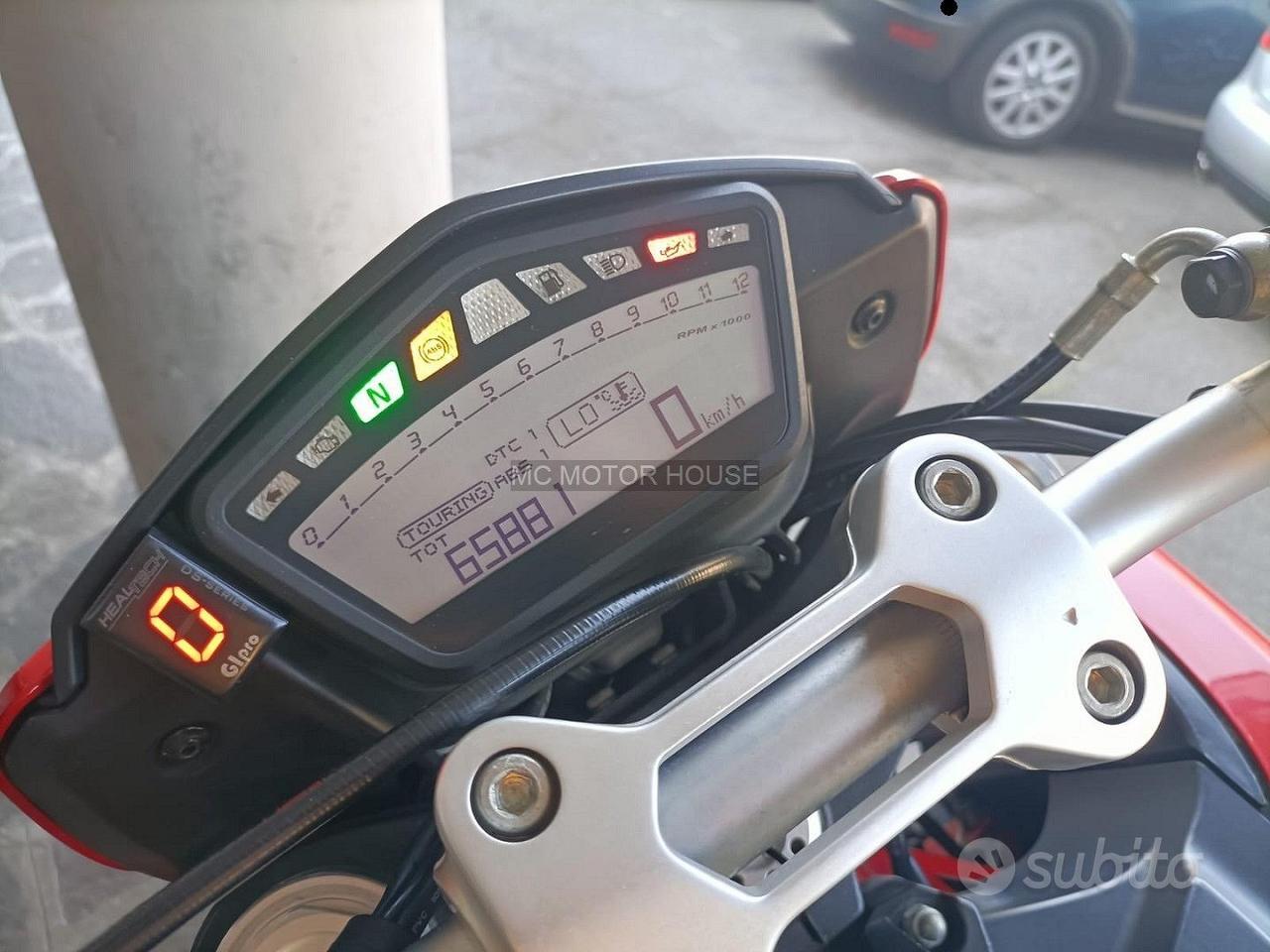 Ducati 821 hypermotard +0maggi0 casco+permute+rate