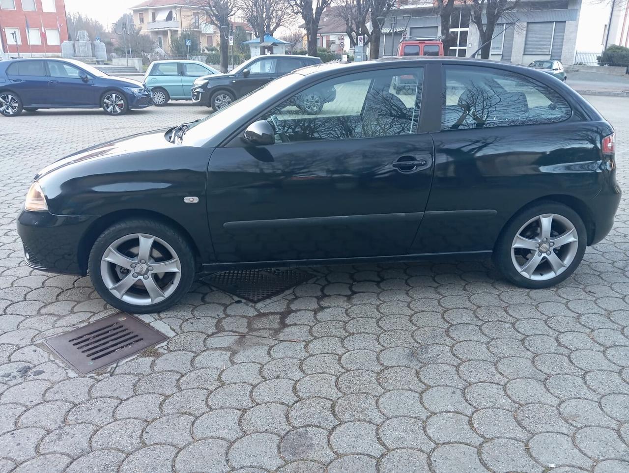 SEAT IBIZA SPORT 1.4 16 V 101 CV- TETTO -CLIMA - CRUISE CONTROL