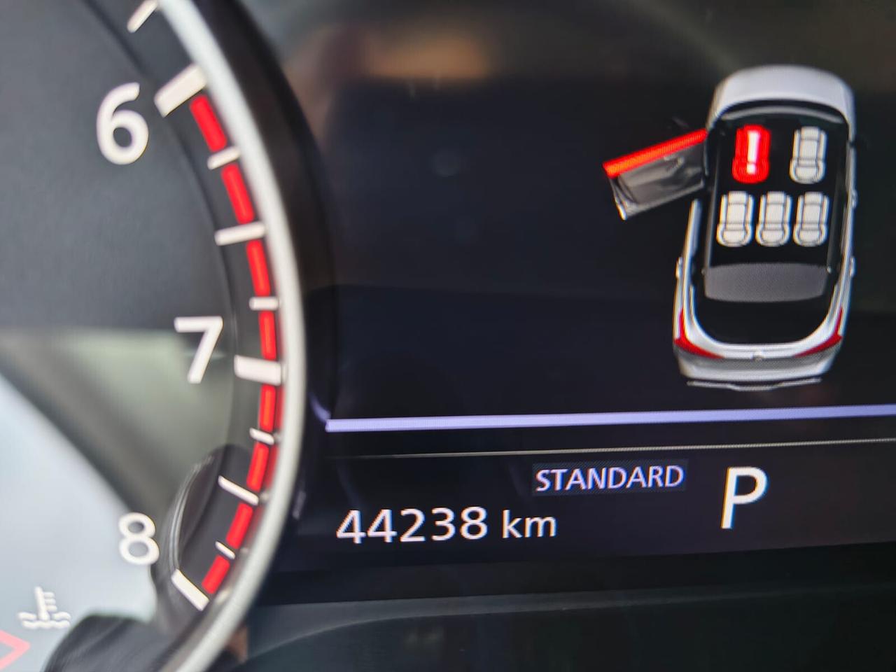 Nissan Qashqai 1.3 MHEV MILD/HYBRID-CAMBIO AUTOMATICO-158CV