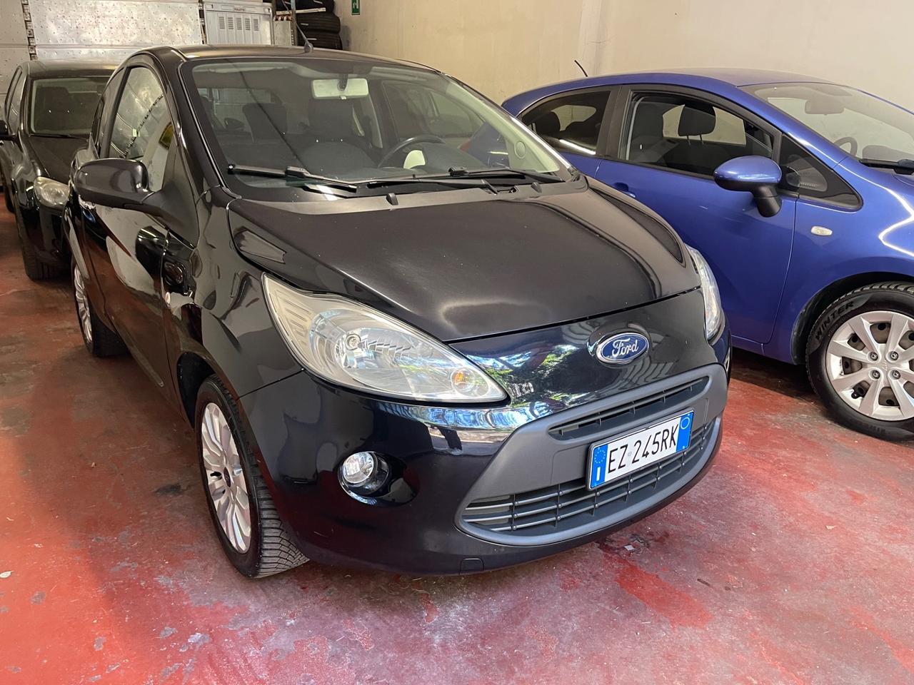 Ford Ka 1.2 8V 69 CV Black&White Edition