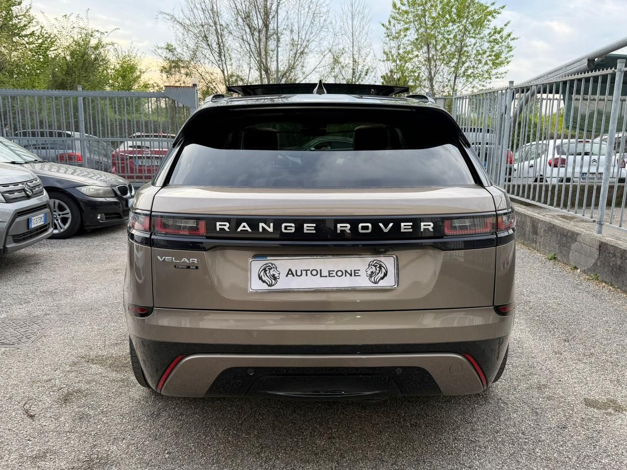 Land Rover Range Velar 3.0 V6 SD6 300 CV First Edition