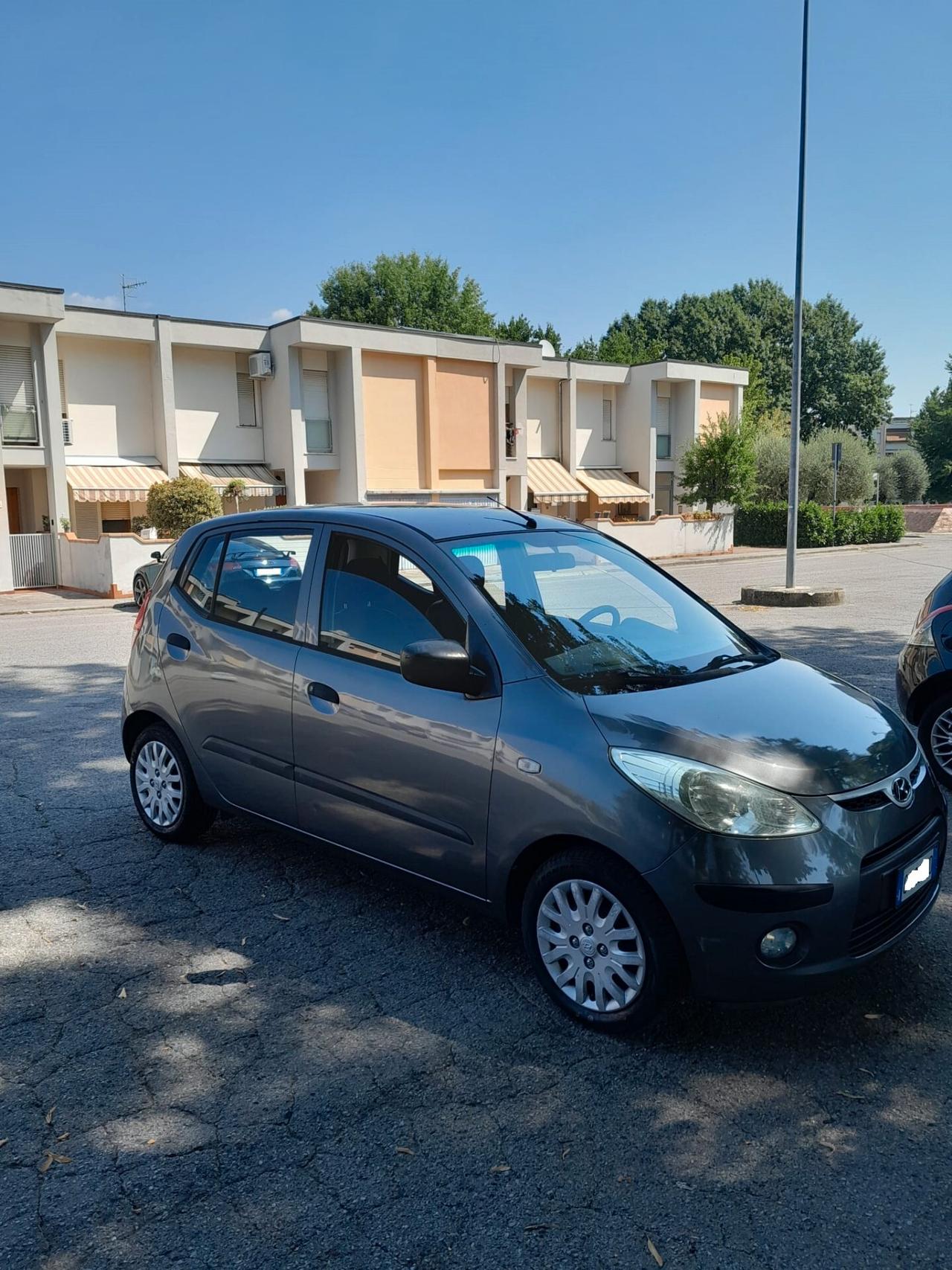 Hyundai i10 1.1 12V Active-DISTRIBUZIONE ESEGUITA-GOMME NUOVE
