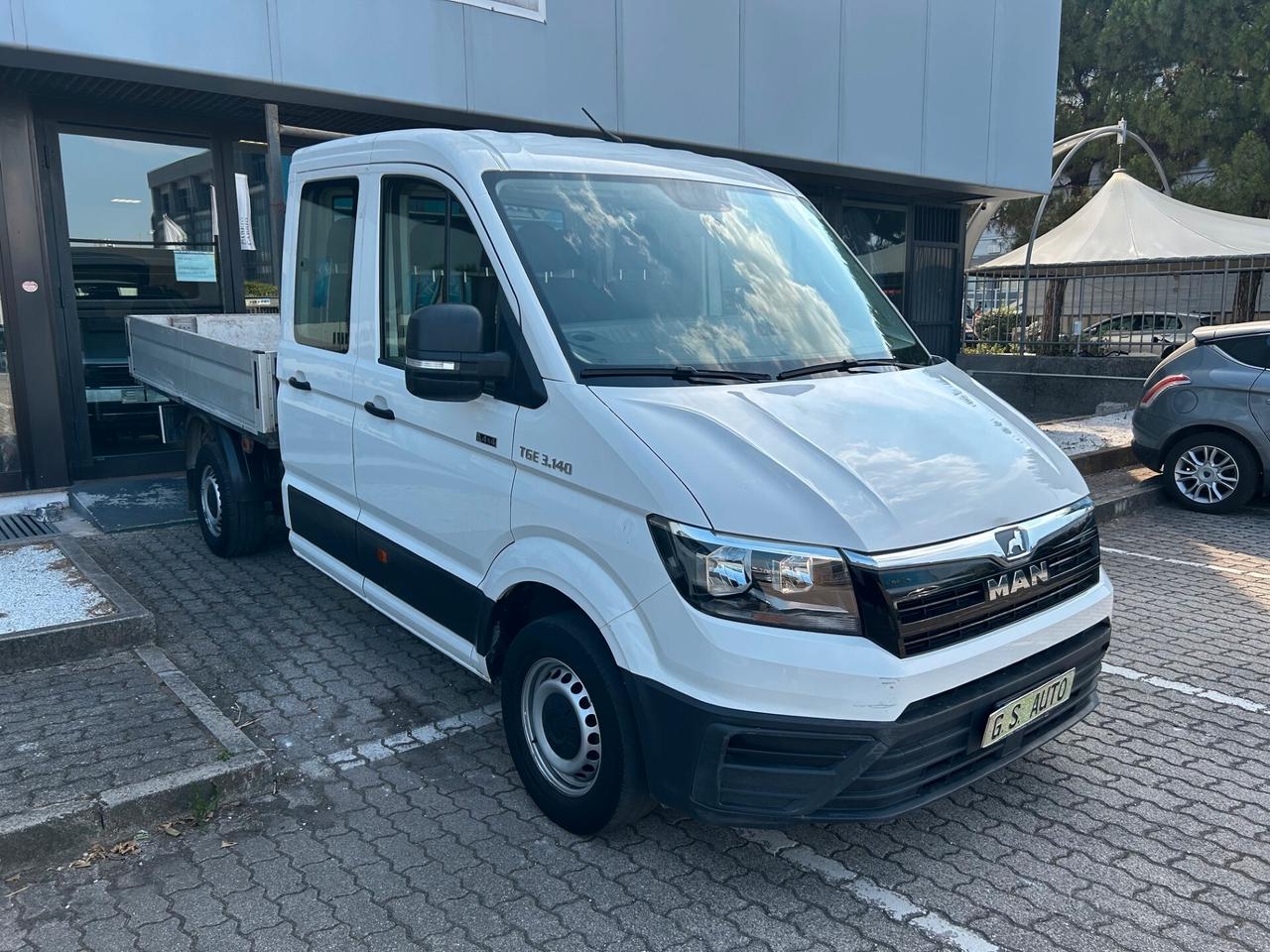 MAN TGE 35 3.140 2.0 TDI 140cv 4x4 CASSONE 7 Posti
