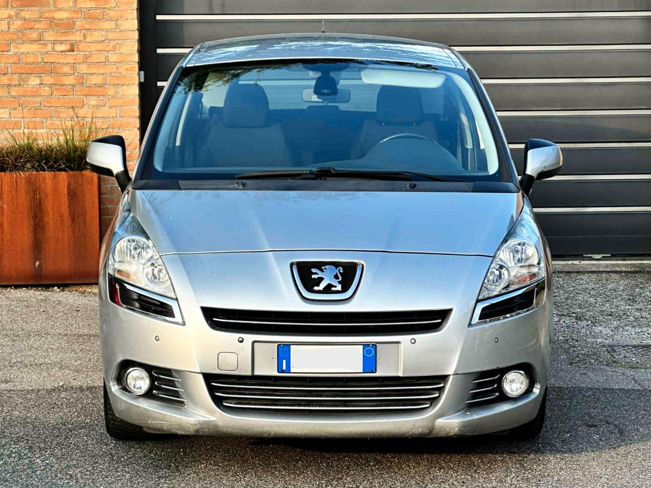 Peugeot 5008 1.6 HDi 112CV-7POSTI-GARANZIA-2012