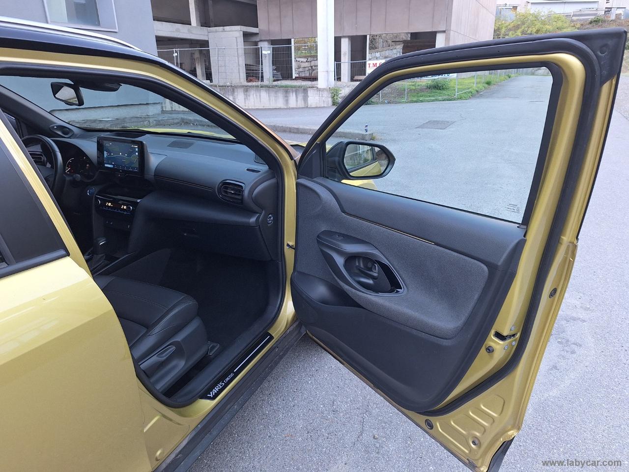 TOYOTA Yaris Cross 1.5 Hyb. AWD PREMIERE 4X4 GARANZIA UFF