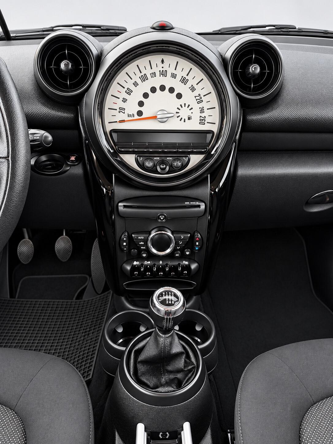 MINI COOPER D COUNTRYMAN 1.6 NEOPATENTATi R60