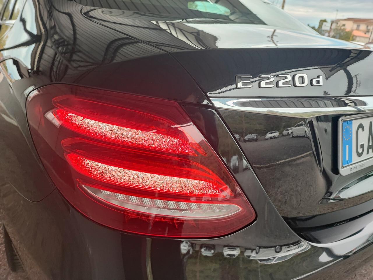Mercedes-benz E 220 d 4Matic Auto Business Sport