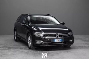 Volkswagen Passat Variant 2.0 tdi 150CV Business dsg + gancio traino