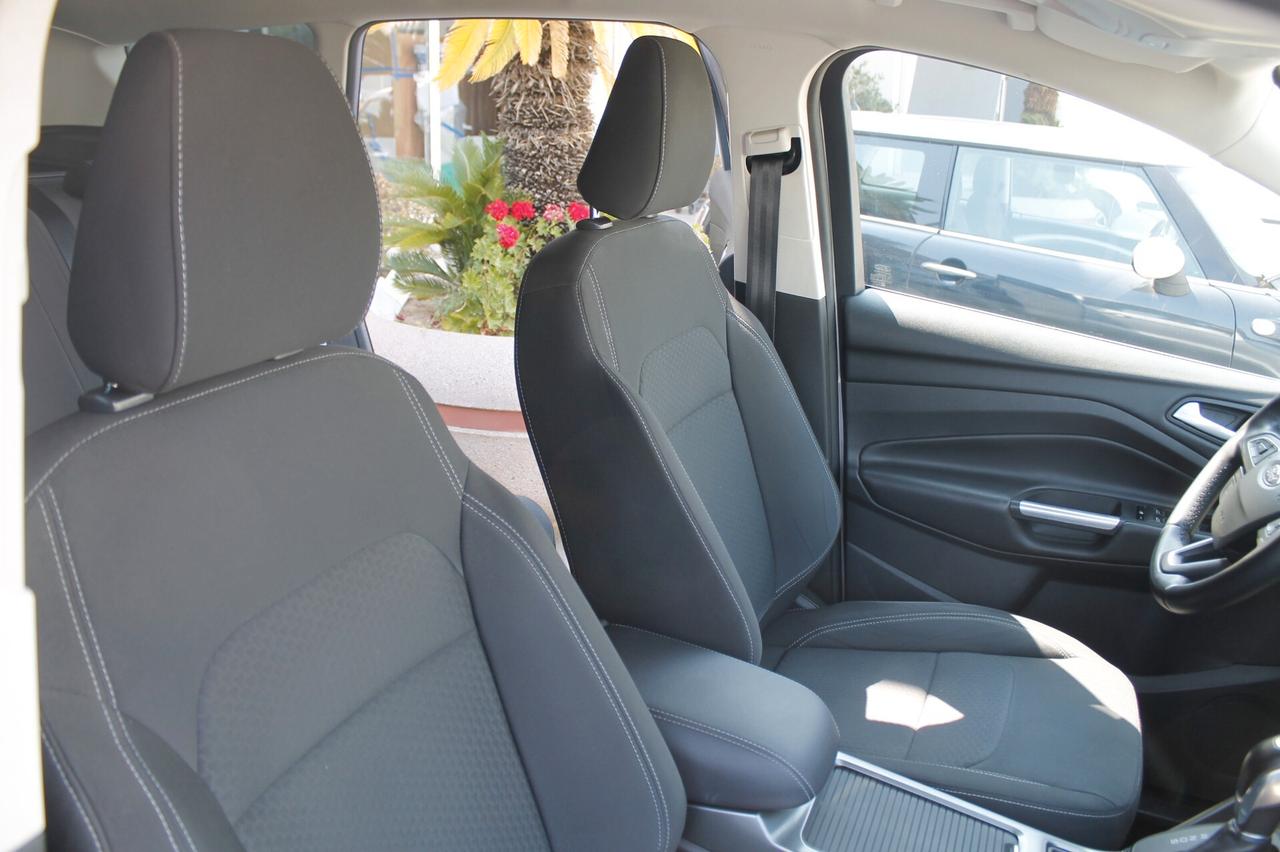 Ford Kuga 1.5 TDCI 120 CV S&S 2WD Powershift Titanium