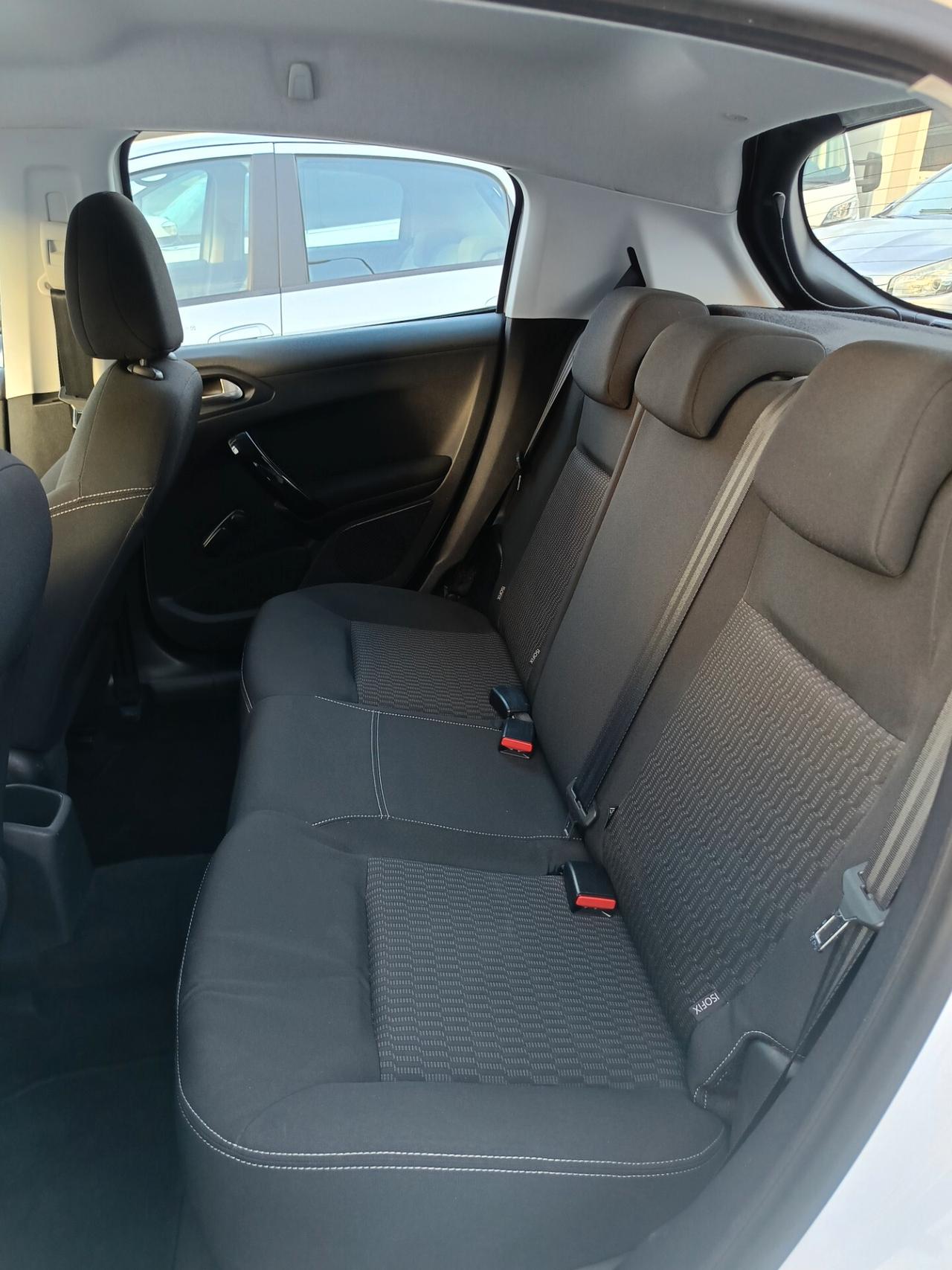 208 BlueHDi 75 5 porte Allure