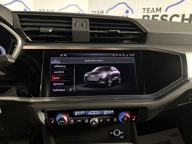 AUDI Q3 Sportback 35 TFSI S tronic Identity Black