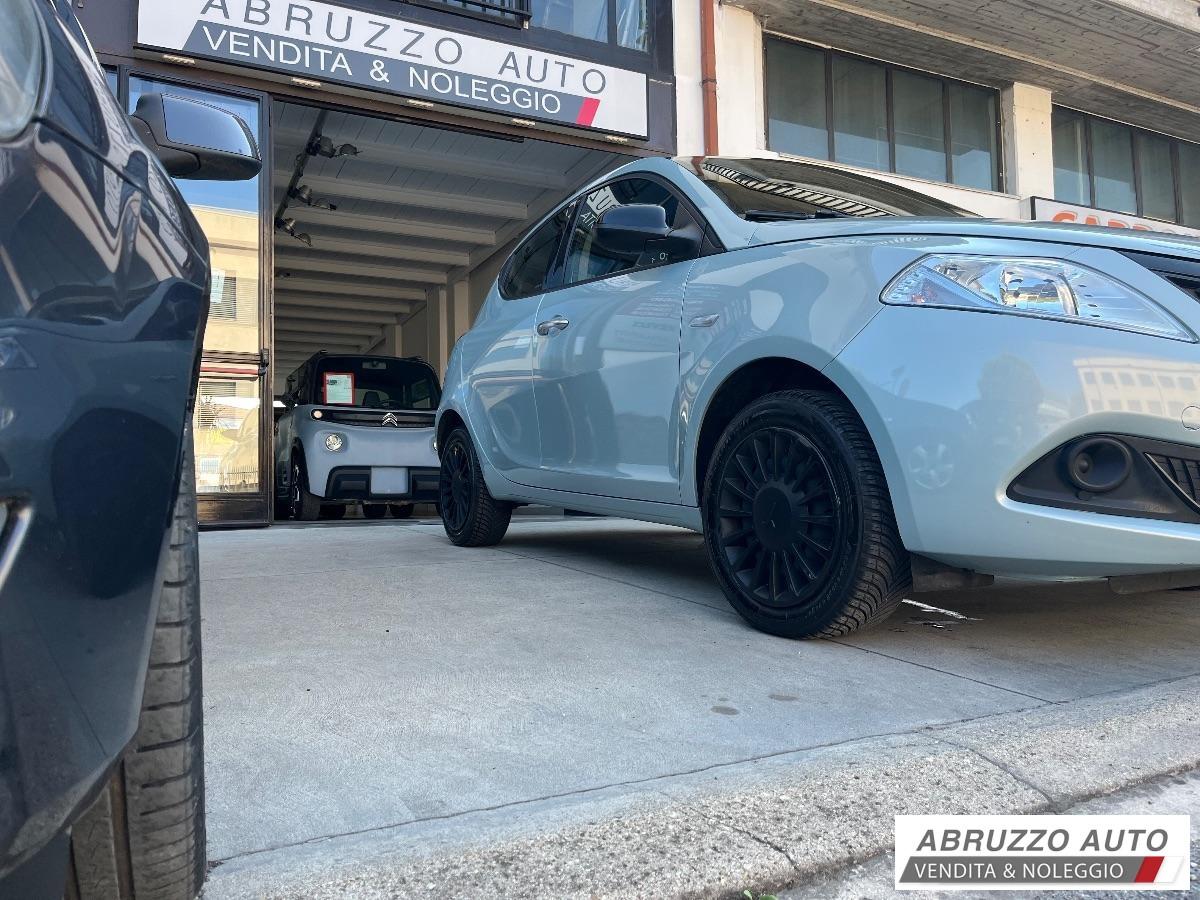 LANCIA - Ypsilon - 1.0 FireFly 5p. S&S Hybrid Oro