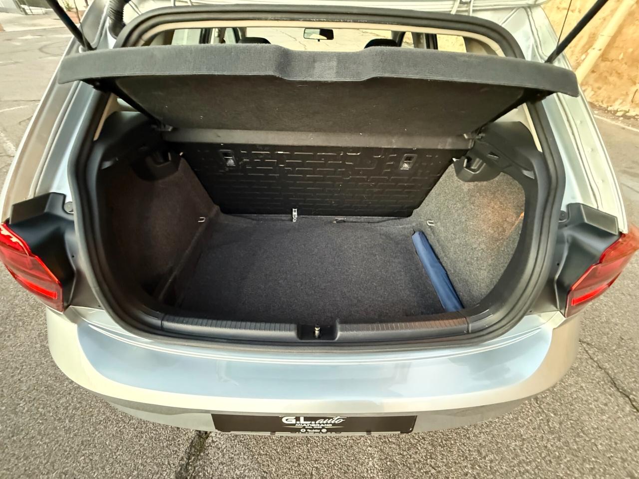 Volkswagen Polo/1.6 TDI 80CV/NEOPATENTATI/LED/5 POSTI