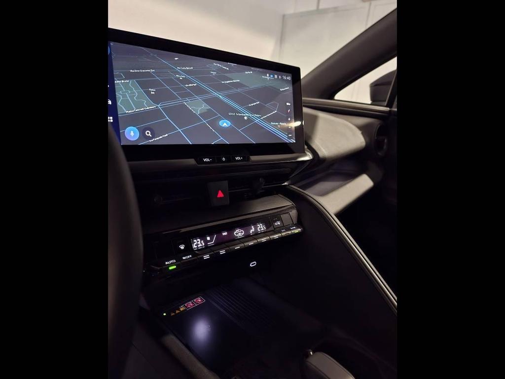 Toyota C-HR 1.8 HV Trend FWD E-CVT