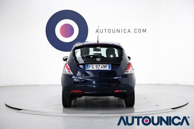 LANCIA Ypsilon 1.2 69 CV 5 PORTE SILVER NEOPATENTATI