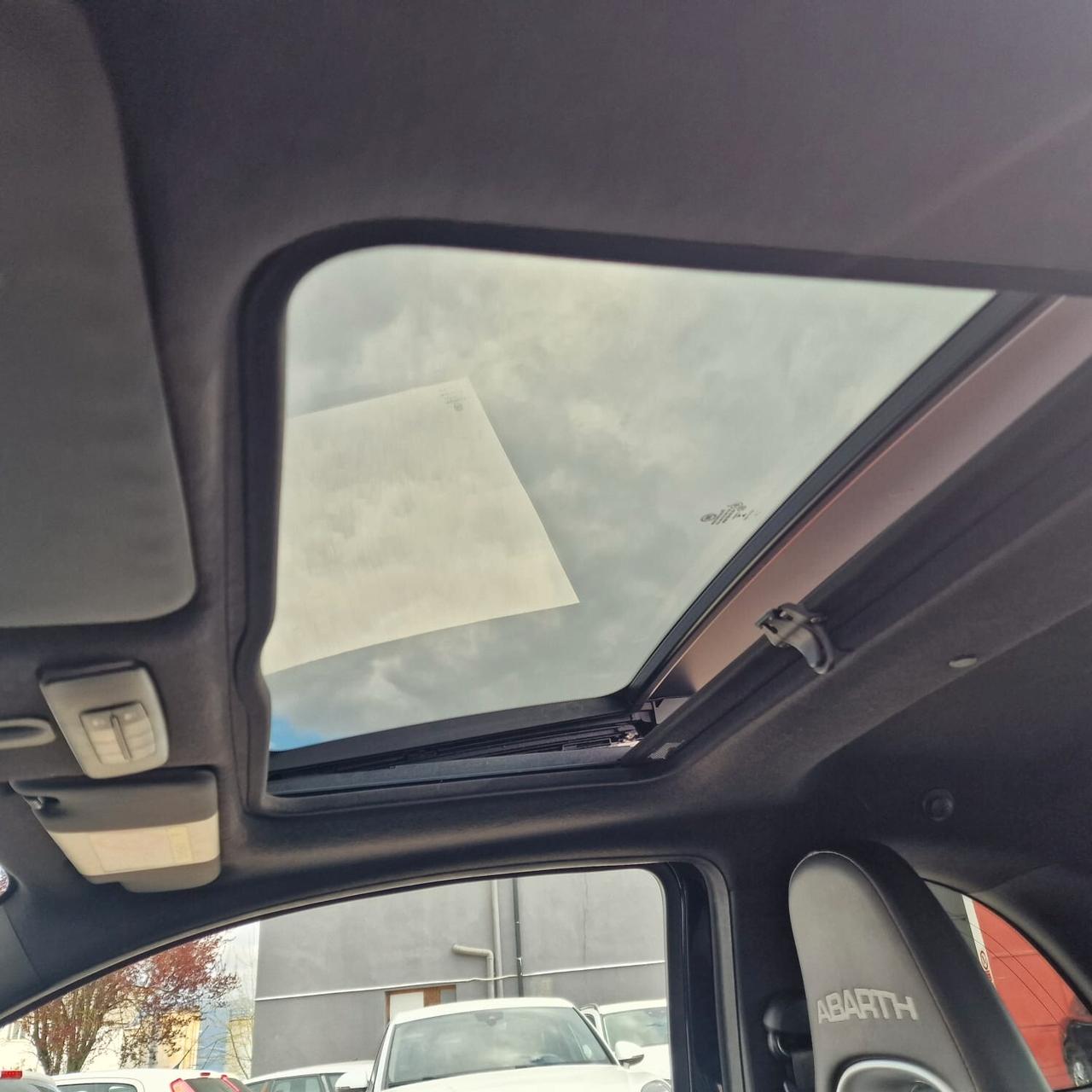 Abarth 595 1.4 Turbo T-Jet 160 CV Pista AUTOMATICA DA VETRINA