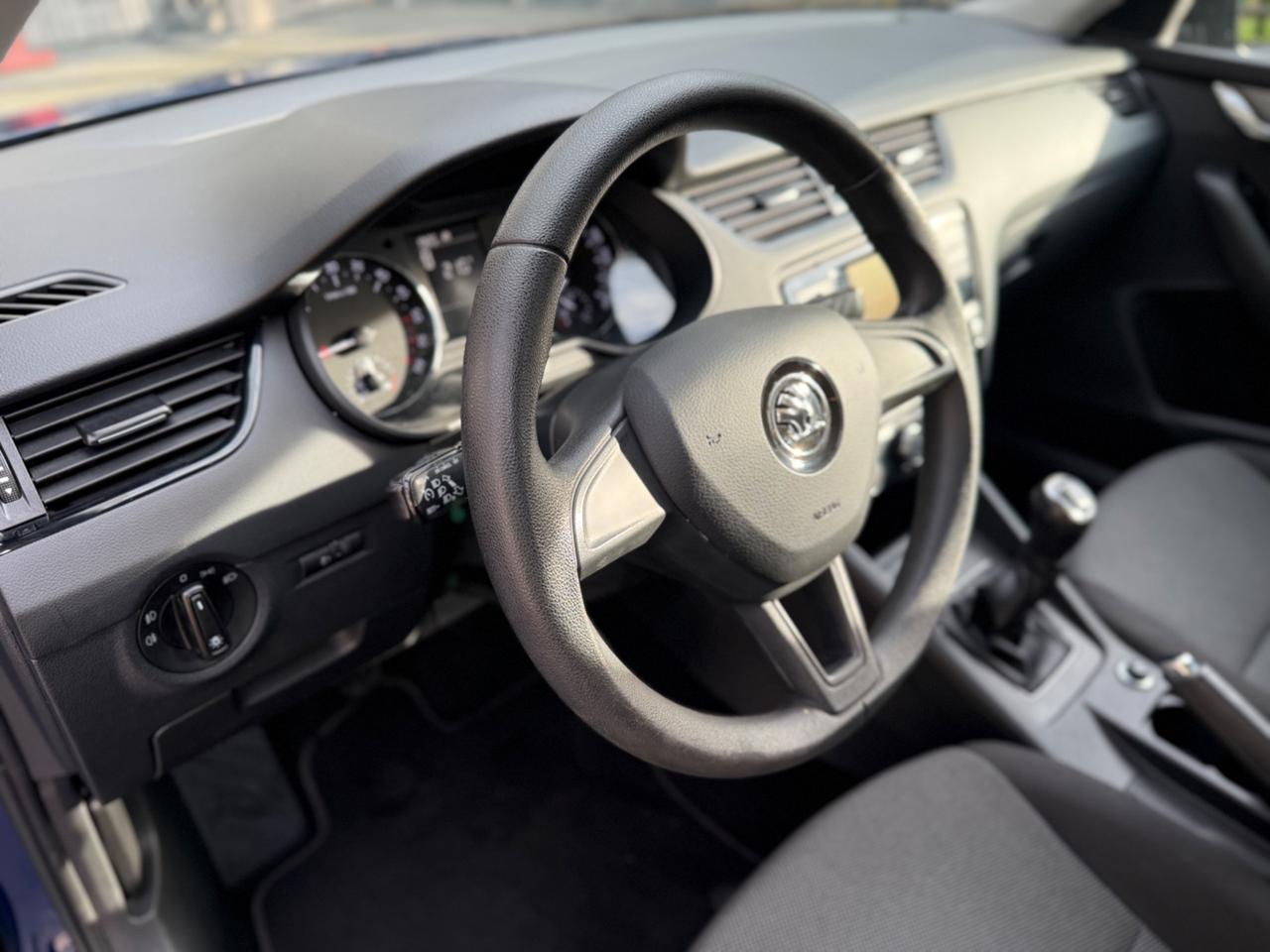 Skoda Octavia 1.6 Tdi Active 90cv