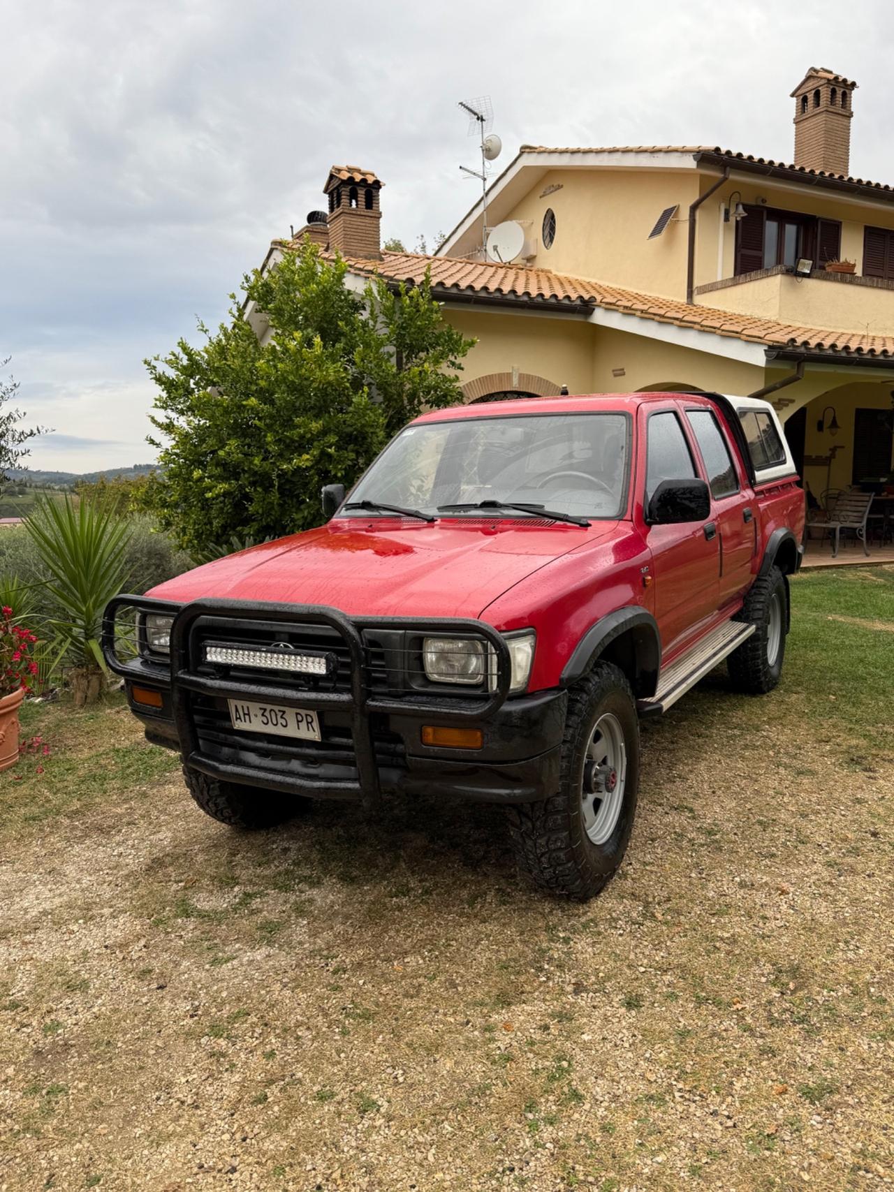 Toyota Hilux 2.4 diesel Pick-up