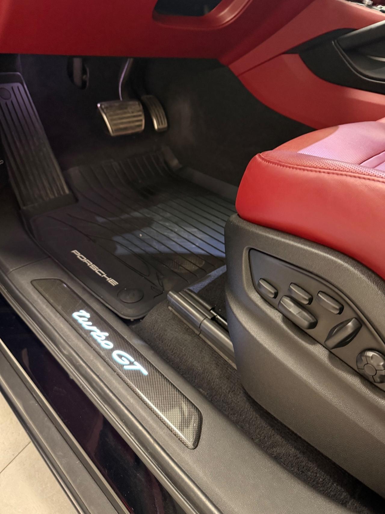 Porsche Cayenne Coupé 4.0 Turbo GT