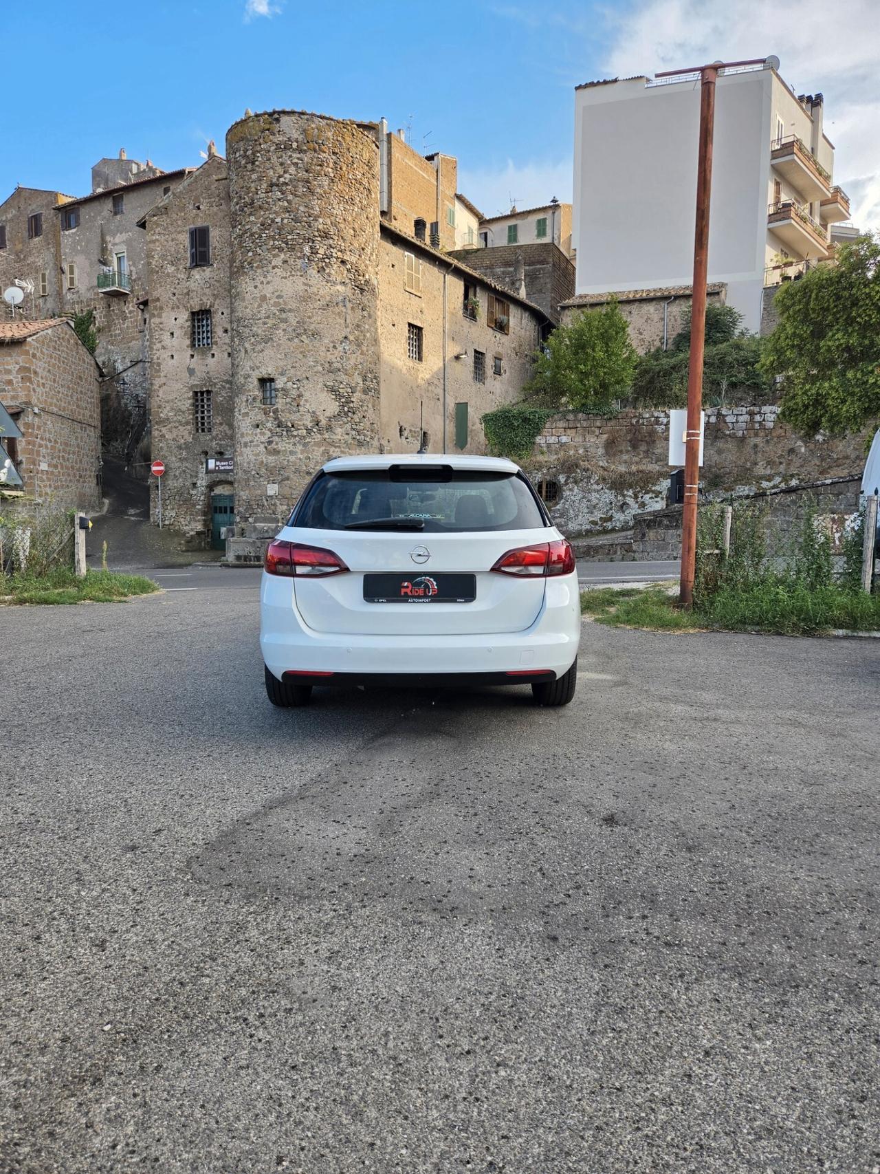 Opel Astra 1.4 Ecotec Sports Tourer Dynamic