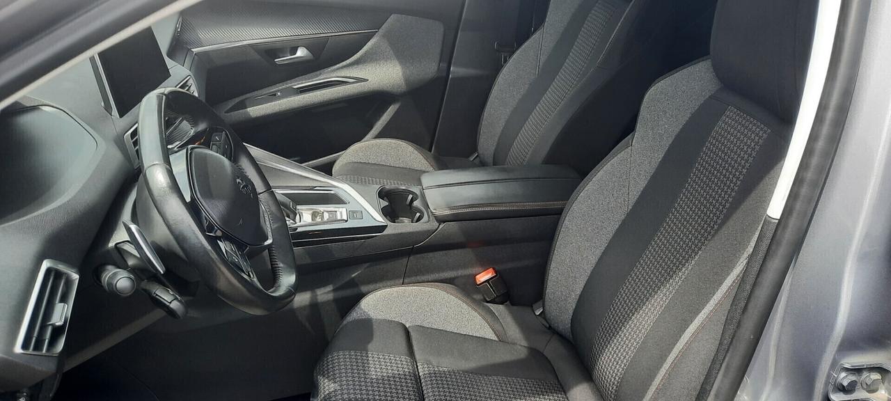 Peugeot 5008 BlueHDi 130 S&S Business