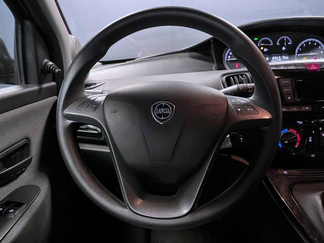 LANCIA Ypsilon 1.0 FireFly 5 porte S&S Hybrid Ecochic Silver