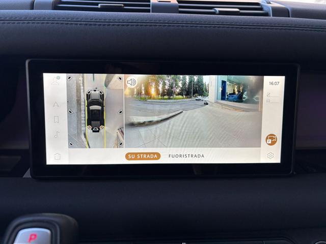 LAND ROVER Defender 110 3.0D I6 200 CV AWD Auto SE 7 POSTI