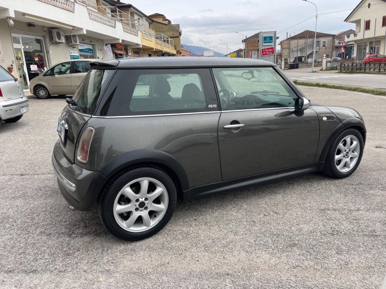 Mini 1.4 tdi One D Park Lane garanzia ok neopatentati