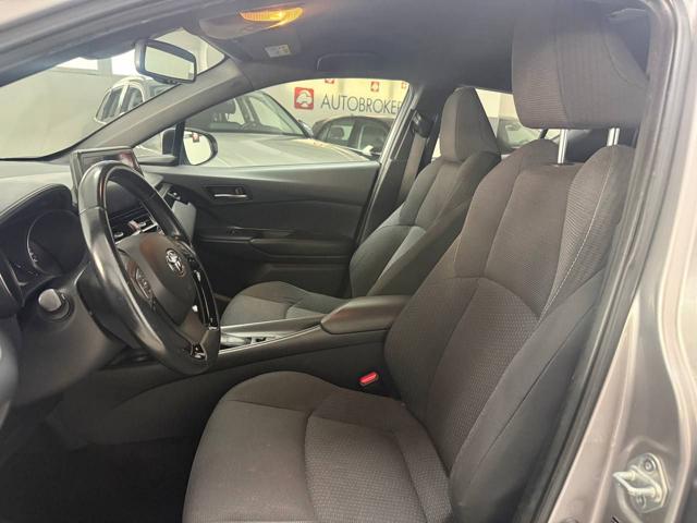 TOYOTA C-HR 1.8 Hybrid E-CVT Business