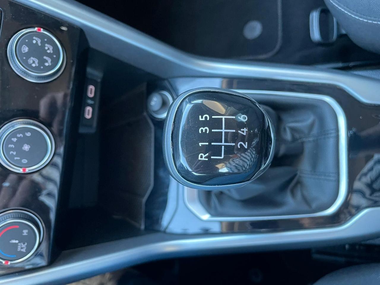 VOLKSWAGEN T-ROC 2.0TDI STYLE 116cv