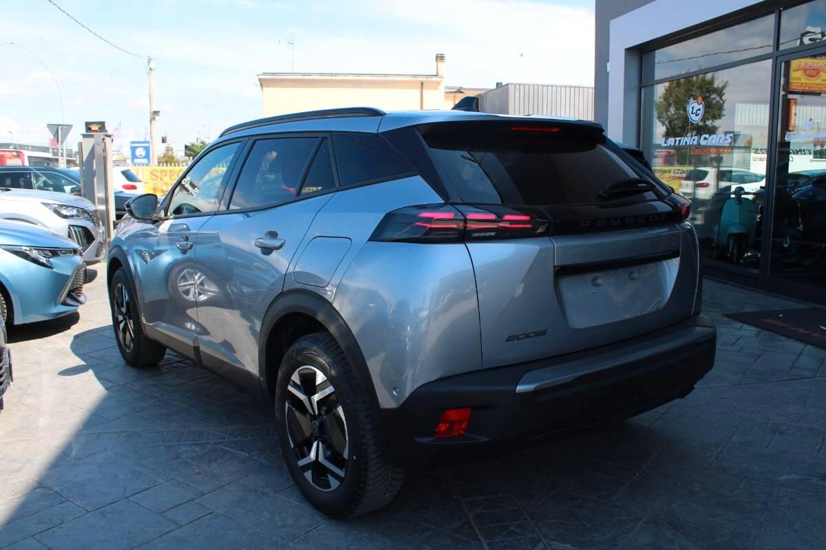 Peugeot 2008 1.2 puretech Allure 100cv con CarPlay
