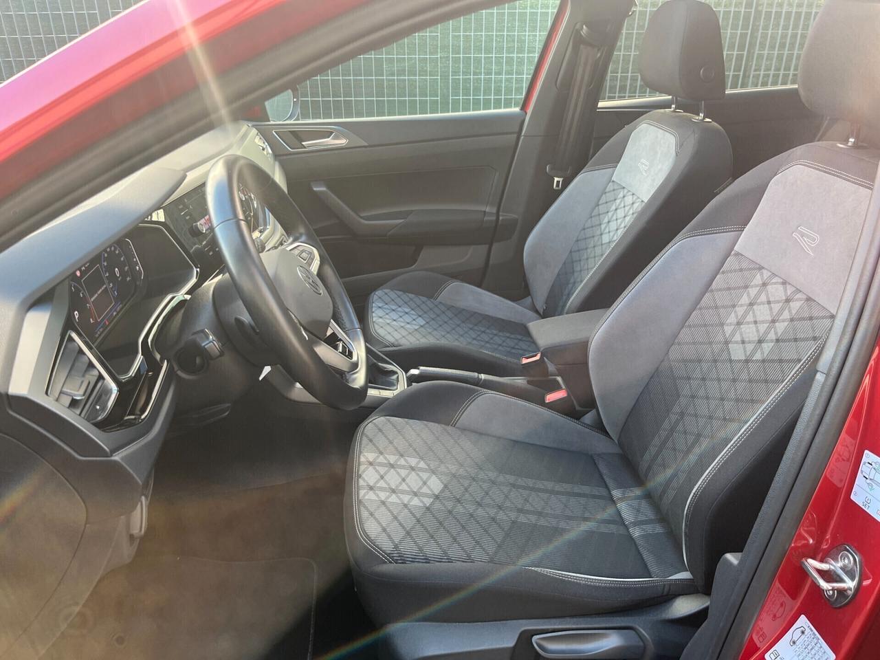 Volkswagen Taigo 1.0 TSI 115 CV DSG R-Line**km 35649**08/2024