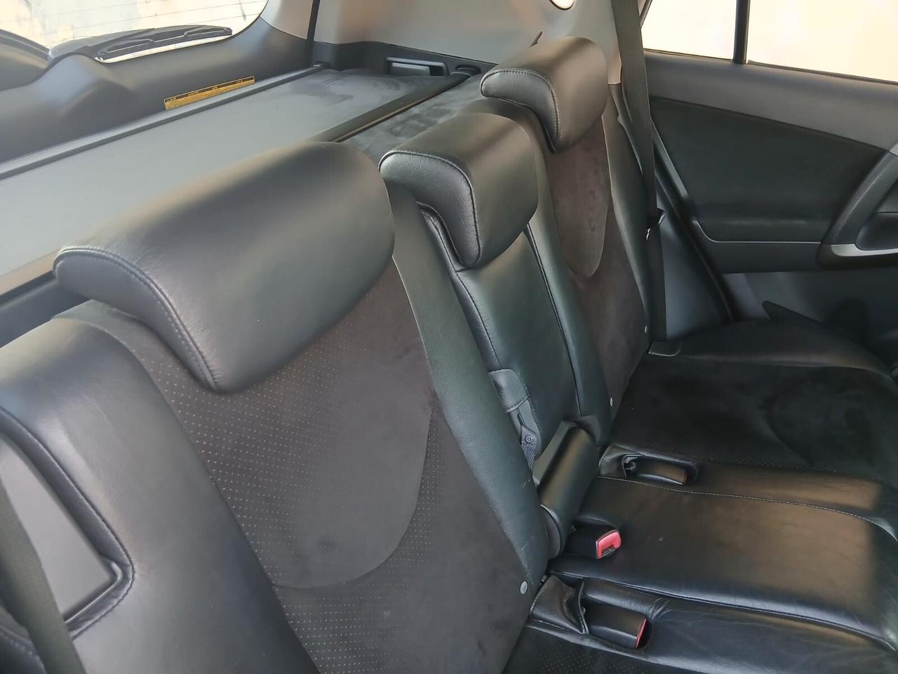 Toyota RAV 4 RAV4 Crossover 2.2 D-4D 150 CV DPF Exclusive