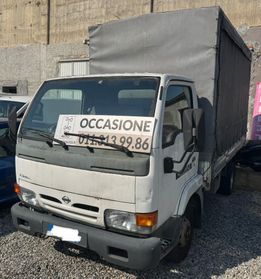 Nissan Cabstar cassone con centina telone