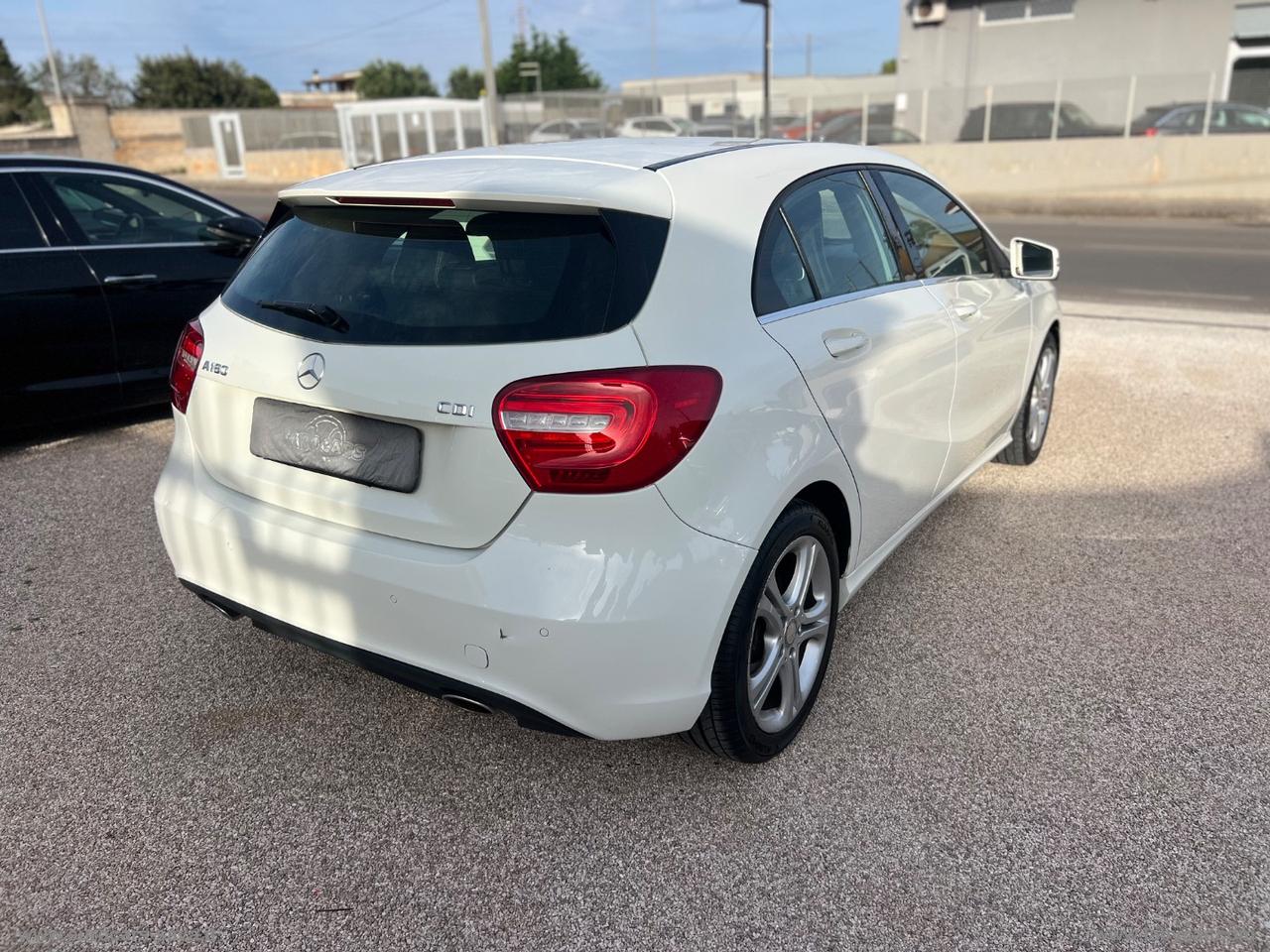 MERCEDES-BENZ A 180 CDI Sport