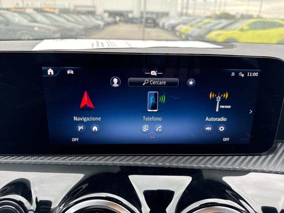 Mercedes CLA Shooting Brake 180 D Advanced 8G-DCT