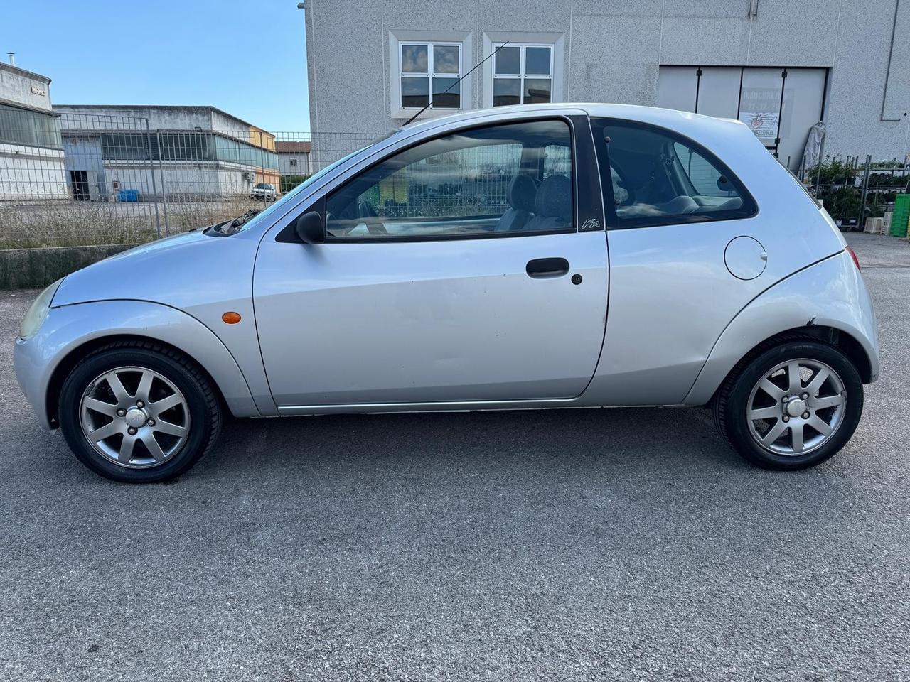 Ford Ka 1.3 benz 102000 km