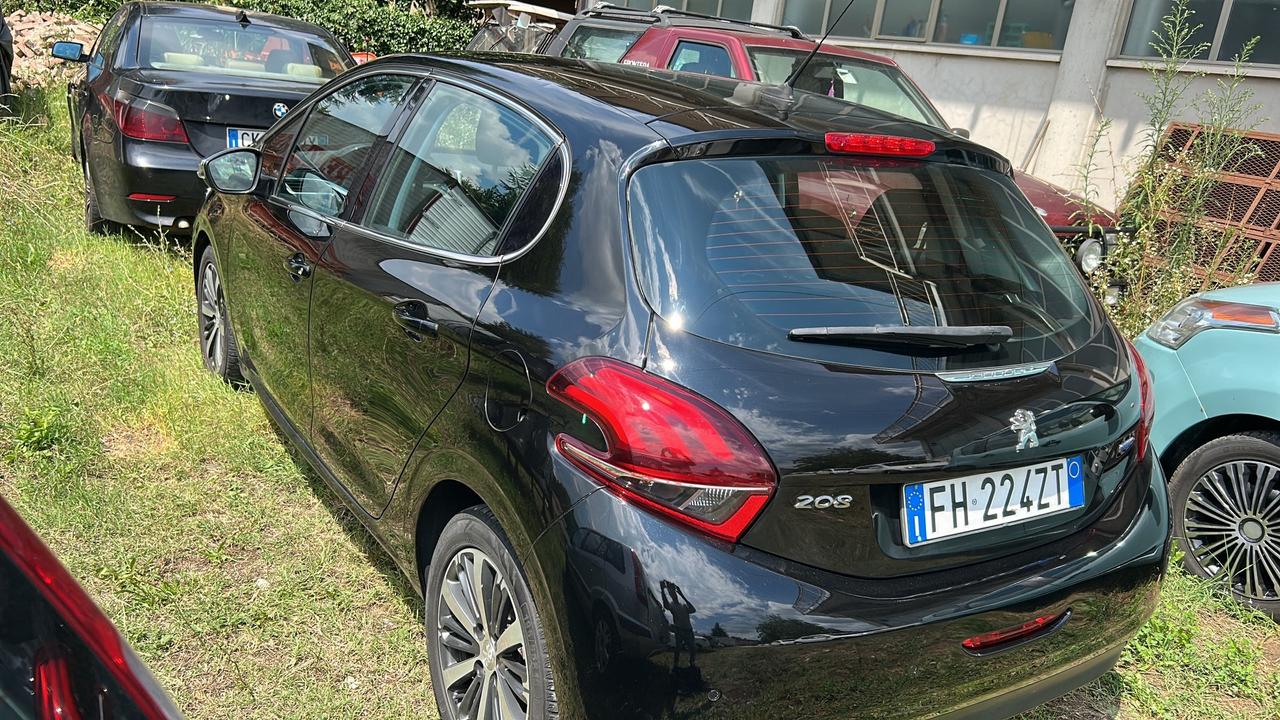 Peugeot 208 PureTech 82 5 porte Active
