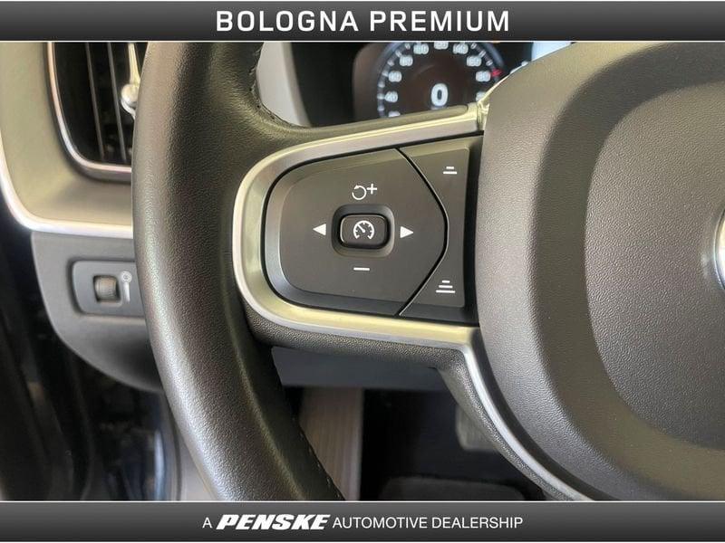 Volvo XC60 B4 (d) AWD Geartronic Momentum Pro