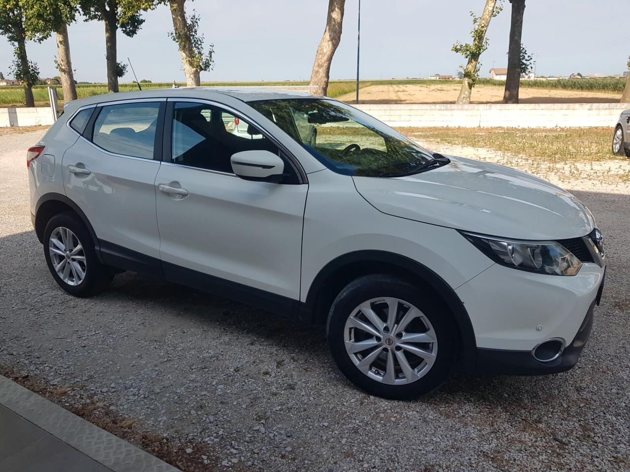 Nissan Qashqai 1.5 dCi Acenta Premium