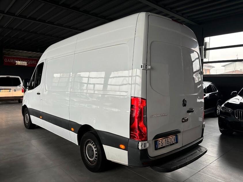 Mercedes-benz Sprinter F37/33 311 CDI 114CV