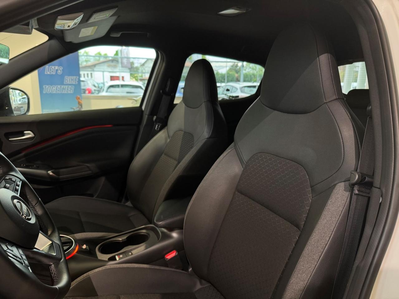 NISSAN Juke II 2024 1.0 dig-t N-Connecta 114cv dct - COME NUOVA!