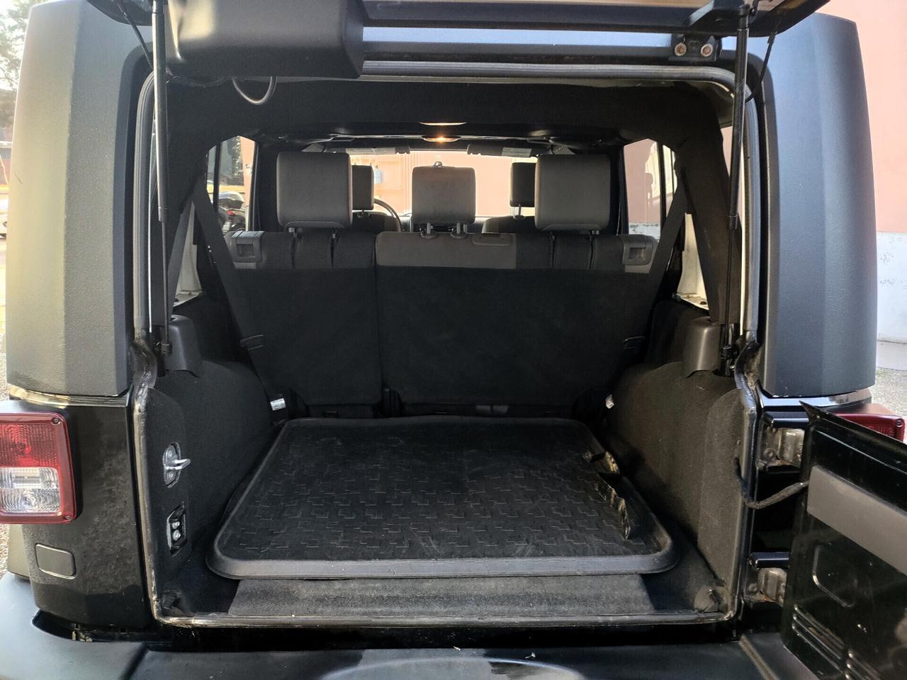 Jeep Wrangler 2.8 CRD Unlimited Sport