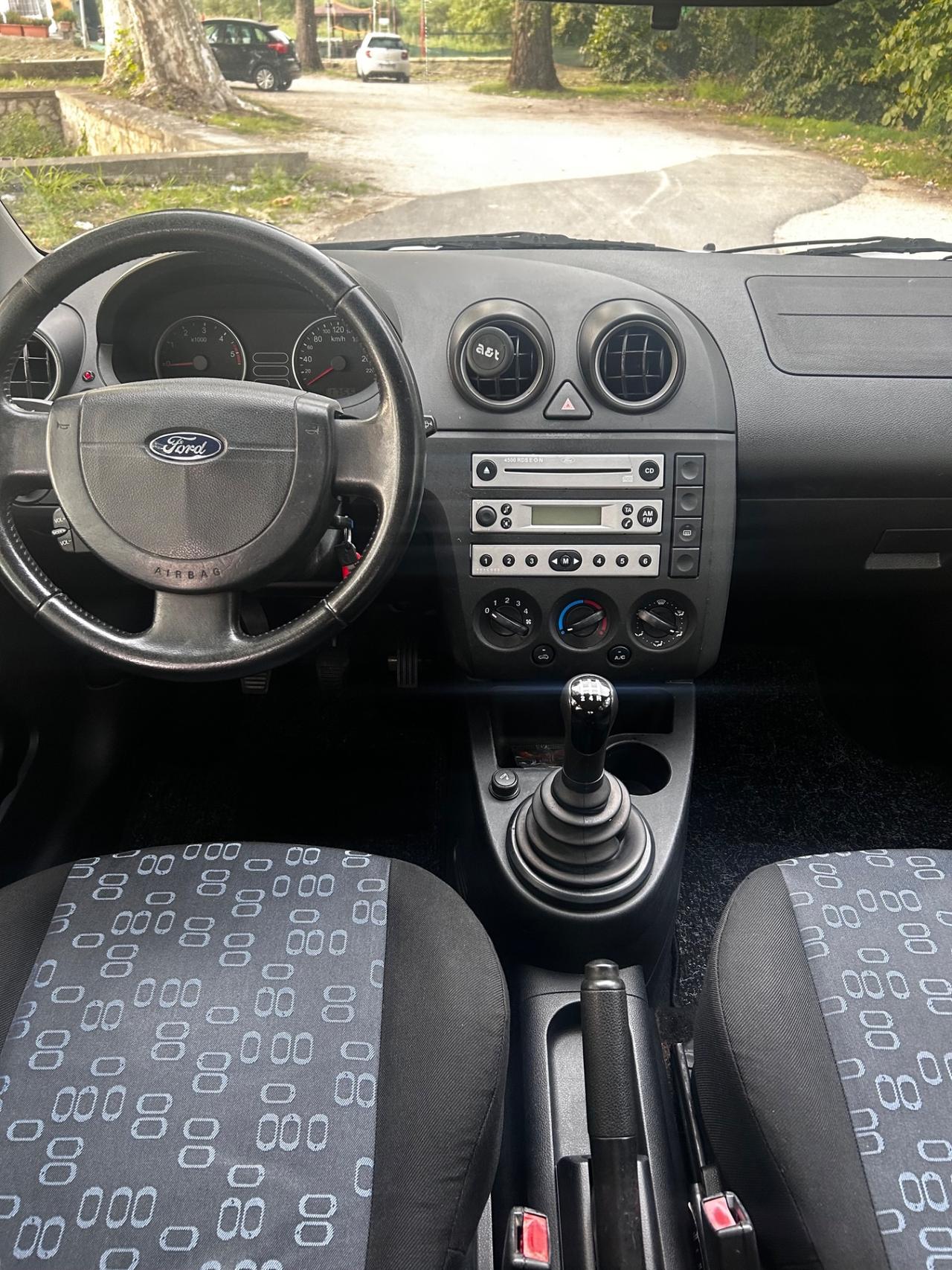 Ford Fiesta 1.4 TDCi 5p. Ghia