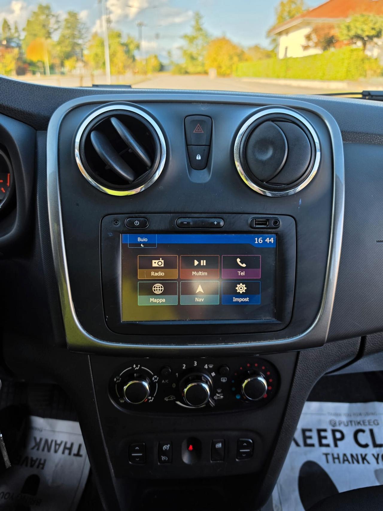 Dacia Sandero Stepway neopatentati