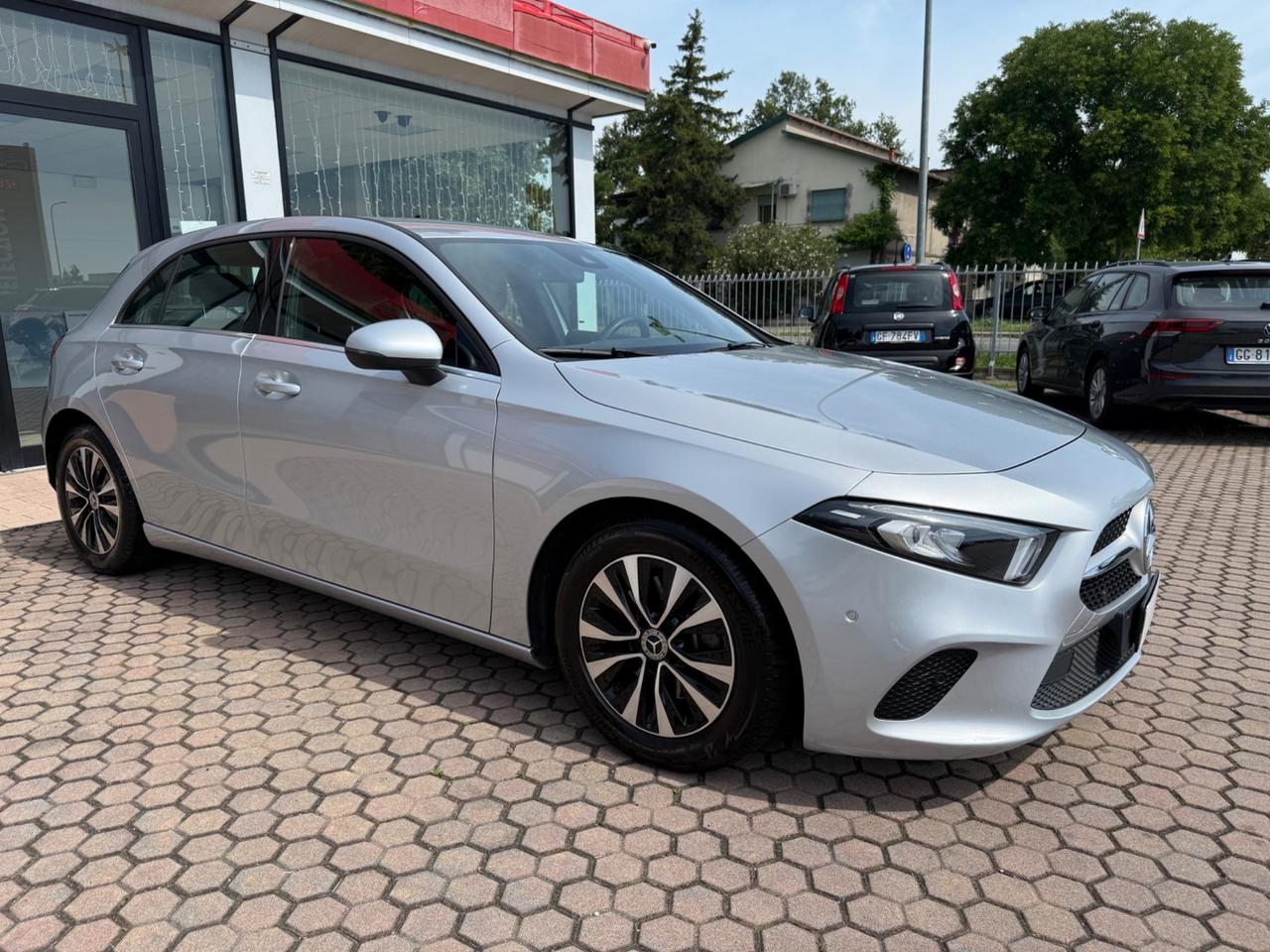 Mercedes-benz A 180 A 180 d Automatic Business Extra