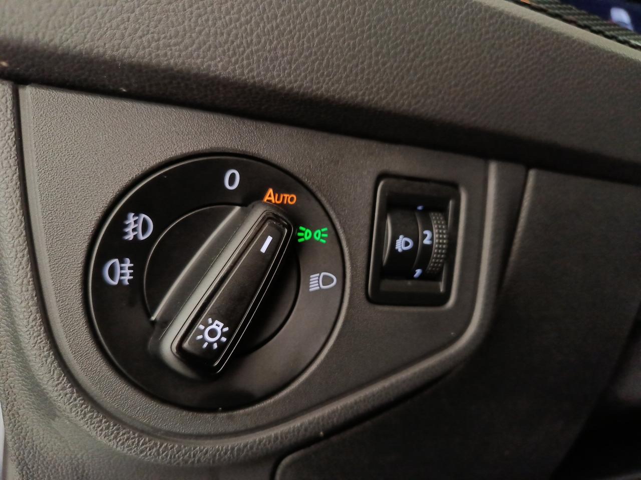 VOLKSWAGEN Polo 6ª serie - Polo 1.0 TSI Life